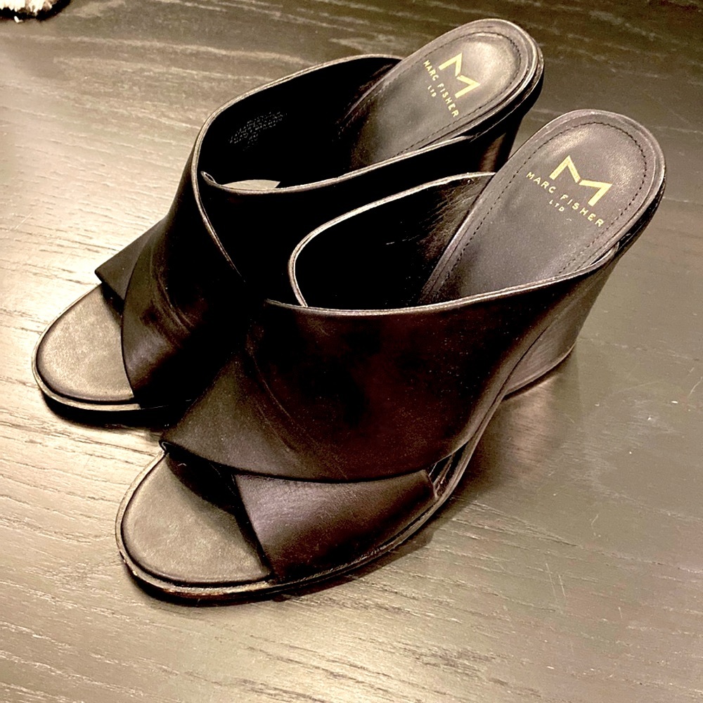 Marc Fisher Black mules - Picture 3 of 4
